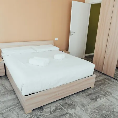 Roberta House Rozzano